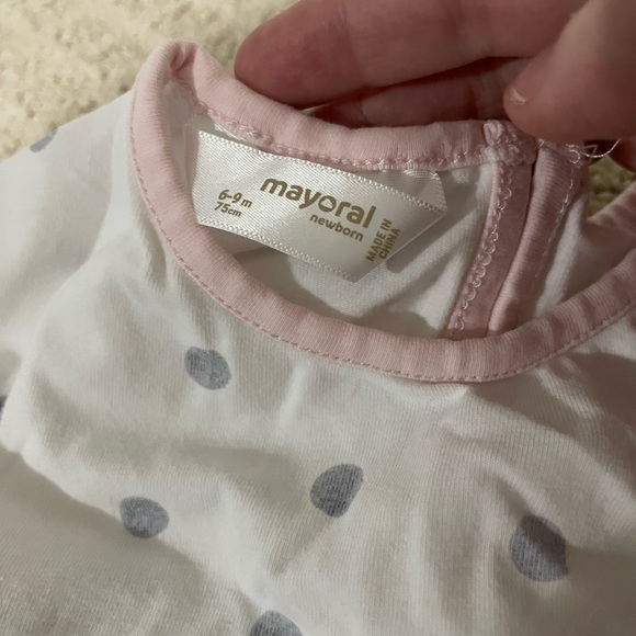 Mayoral 6-9 Month Bubble - Picture 3 of 3